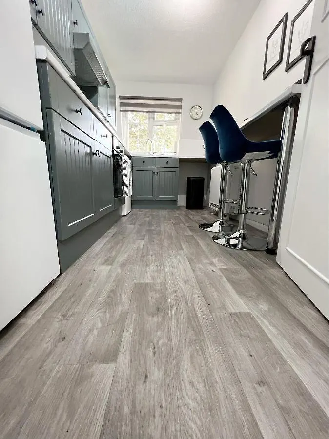 Stunning Apartment In Beckton With Private Entrance London Holiday home